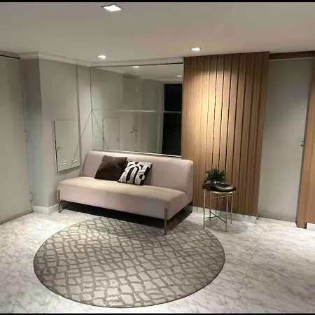Flat No Meireles 301